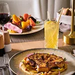 Szálloda Restaurant Athena 4*