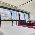 Hotel Restaurant Athena 4*