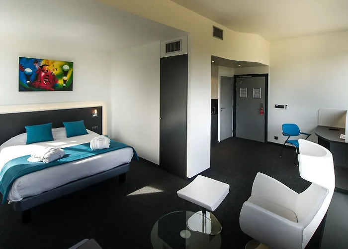 Restaurant Athena 4*