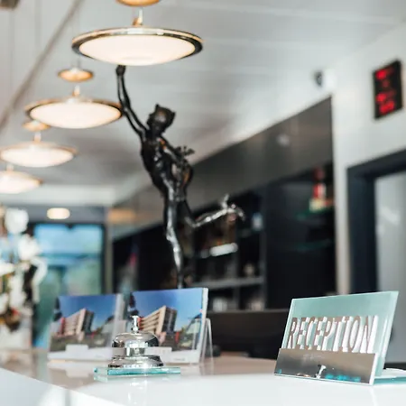 Restaurant Athena