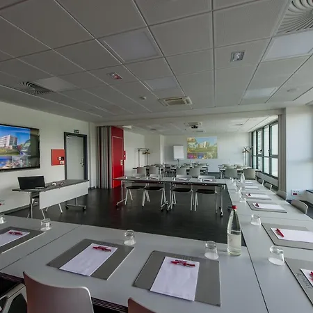 Hotel Restaurant Athena 4*