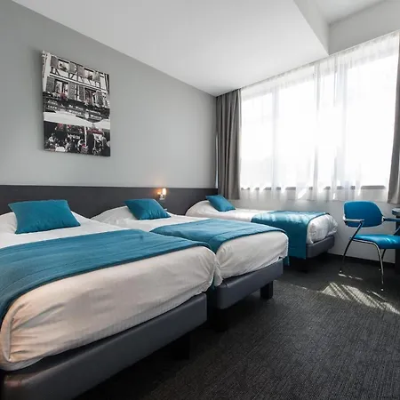 Hotel Restaurant Athena 4*